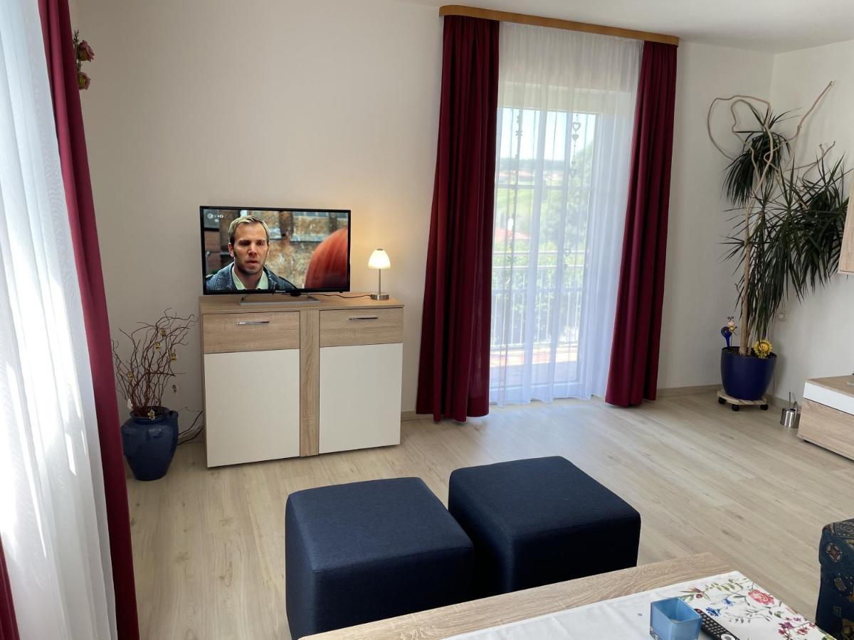 Haus Beate, Fewo Im Bienenparadies Kirchberg  ภายนอก รูปภาพ
